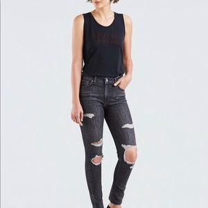 NWT Levi’s 721 high Rise skinny jeans